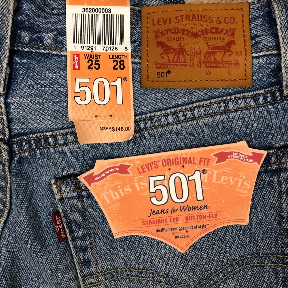 sold // NWT levi’s 501 rare distressed crop jeans - Picture 6 of 8